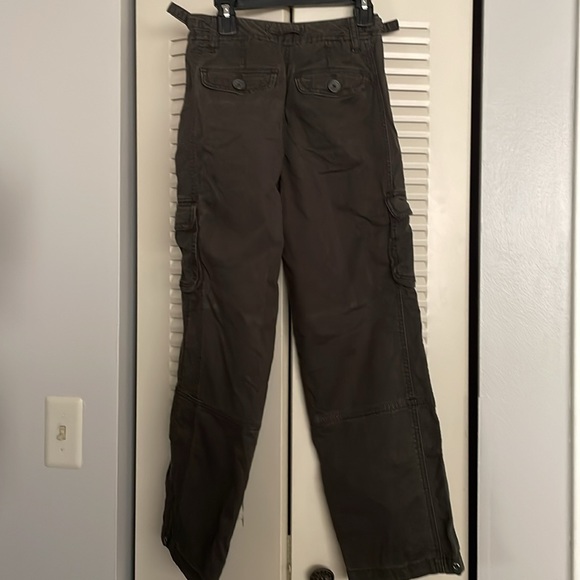 Ann Taylor Loft cargo pants size 0P - Picture 2 of 4